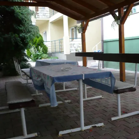 Janko Apartmanhaz アパート