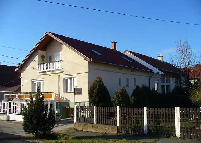 Appartement Janko Apartmanhaz *